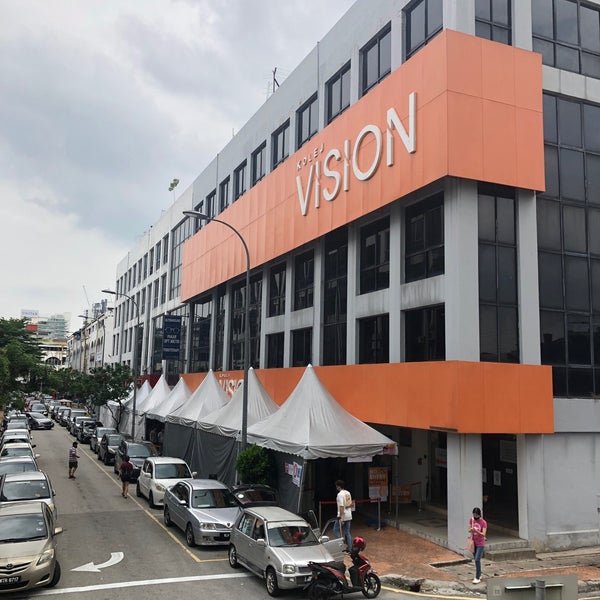 Khuôn viên trường VISION COLLEGE