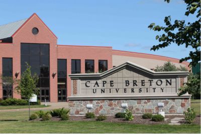 CAPE BRETON UNIVERSITY (CBU) - TRƯỜNG ĐẠI HỌC DUY NHẤT TRÊN MỘT TRONG NHỮNG HÒN ĐẢO XINH ĐẸP NHẤT THẾ GIỚI