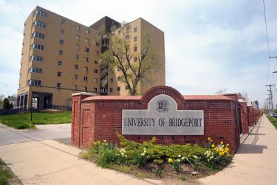 UNIVERSITY OF BRIDGEPORT (UOB) &ndash; TRƯỜNG ĐẠI HỌC H&Agrave;NG ĐẦU TẠI TIỂU BANG CONNECTICUT